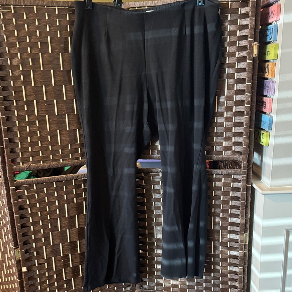 Ovi Black Flare Women's Pants